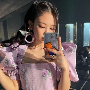 Meet your Posher, Joy